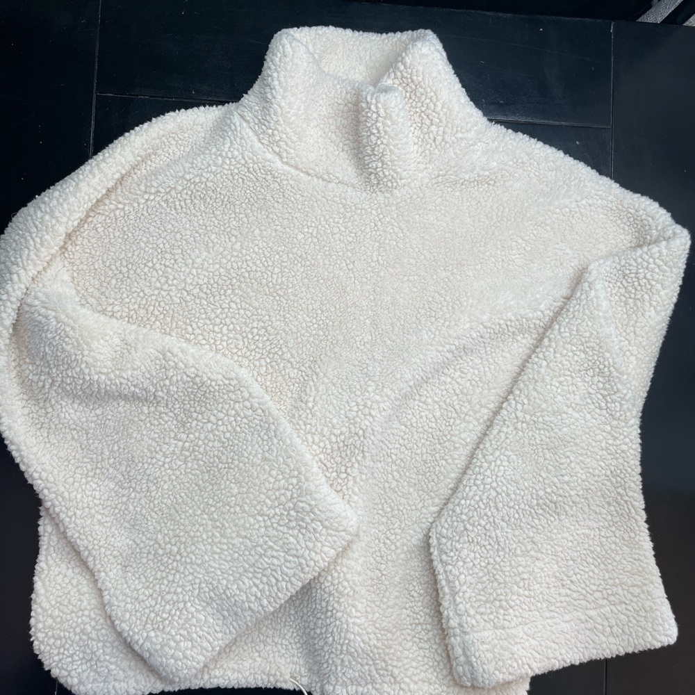 Balance Collection Cozy Cream Sherpa Pullover with wide arms